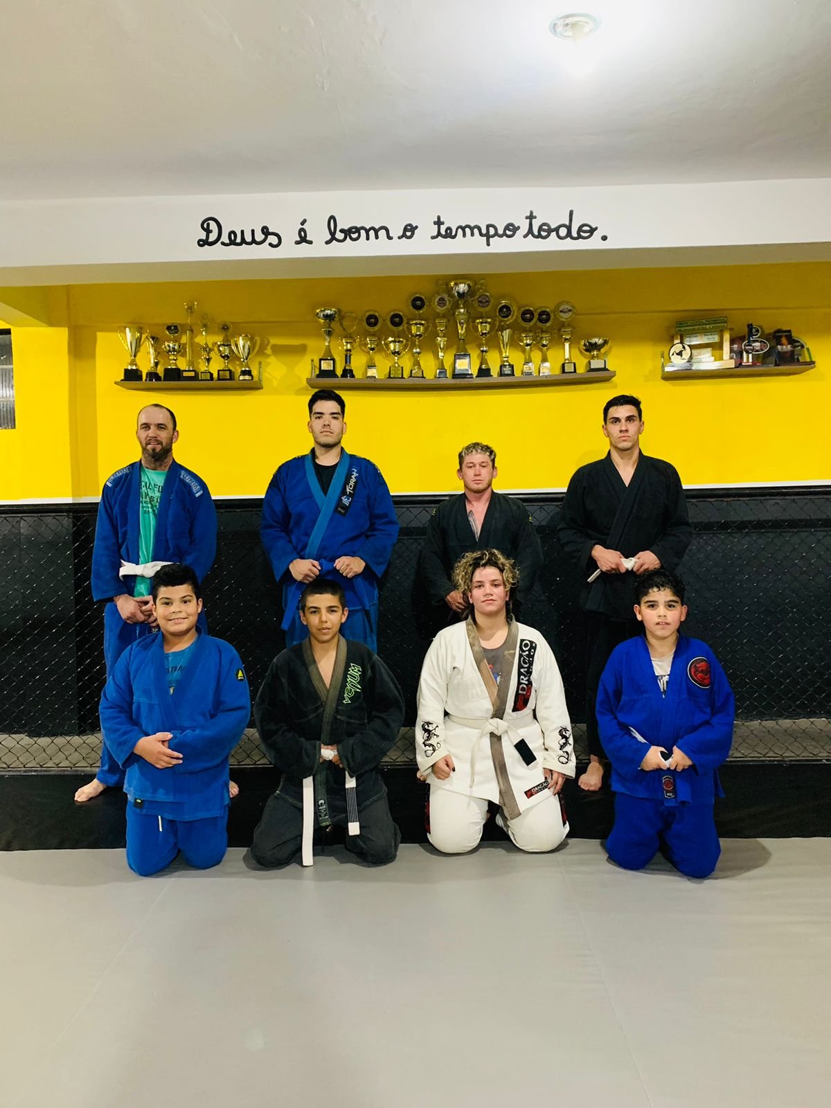 Treino Jiu-Jitsu infantil
